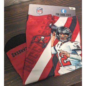 * Tom Brady Collectible NFL Socks The Buccaneers #12 NWT Size Large